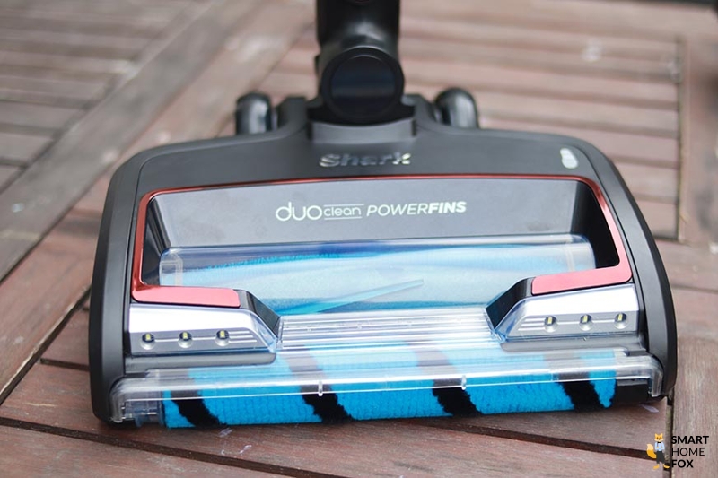 You can see the floor nozzle off the Shark Anti Hair Wrap Flexology vacuum cleaner.